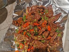 锡纸香菜黄牛肉-渔语鱼新川菜Bistro(万象天地店)