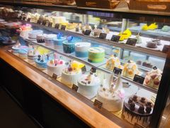-焙丽拾光(麦凯乐直营店)