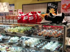 -皇冠幸福里动物奶油生日蛋糕(万达店)