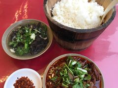 -谢老五跷脚牛肉·非遗传承店