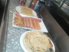 -八一路好吃街(雨田商务大厦店)