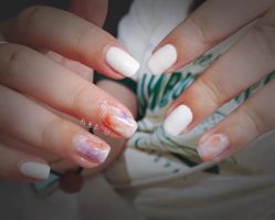 -孔雀手美甲美睫护理