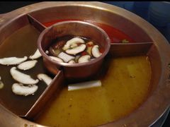 -滇釜火锅·能喝汤的火锅(车公庄店)