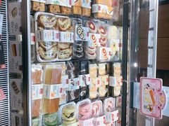 零售区-欧文西点(港隆广场店)