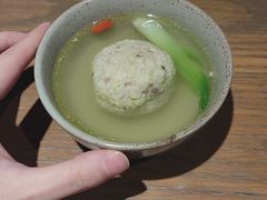 清炖狮子头-扬州狮子楼·非遗淮扬菜(东关街店)