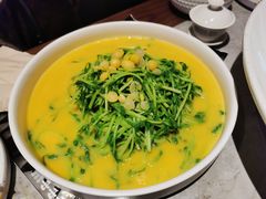 豆汤浸豆苗-渔语鱼新川菜Bistro(万象天地店)