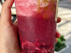 -奈雪的茶(青岛卓悦里INTOWN店)