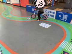 -迪卡侬(燕山店)