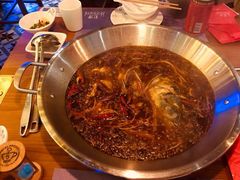 -红牌美蛙鱼头火锅(万辉国际广场店)