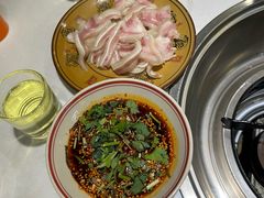沾水猪耳朵-盐井记·自贡美蛙鲜锅兔(中和店)