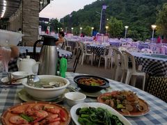 -钱大妈海鲜饭店(保利林语店)