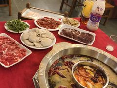 -山城年华老火锅(玉林店)