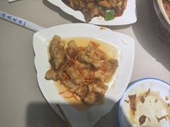 -老码头黑皮肘子锅包肉(赣水路店)