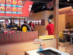 -老牌坊云南鱼豆花火锅(哈西万达店)