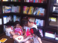 iphone_upload_pic-钟书阁(松江泰晤士小镇店)