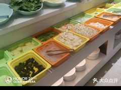 -泉福居酱骨头自助广场(南大街商业步行街店)