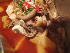 牛杂鸳鸯锅-左庭右院鲜牛肉火锅(环球港店)