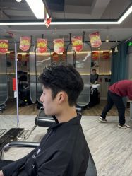 -奈川烫染Salon