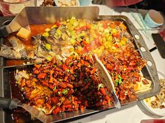 怪味烤鱼-江边城外烤全鱼(世茂广场店)