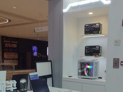 -华硕电脑ROG玩家国度·售后维修中心(虹桥天街店)