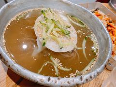 韩国冷面-姜虎东白丁烤肉(虹桥天地店)