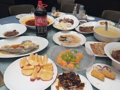 -凤凰园烤鸭店·唐山菜·传承花椒肉(老唐丰路店)