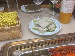 -巴渝瓦肆重庆鲜火锅(宝龙环湖店)