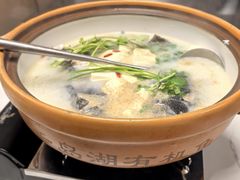 鱼头汤-宝荣鱼馆·临湖之宴(千岛湖店)