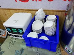 -渝之汇牛肉豌杂面
