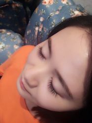 -爱美睫美甲会馆