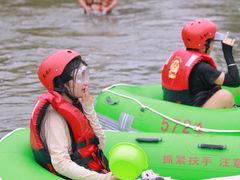 -虎啸峡漂流