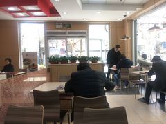 -来必堡(娄山关路店)