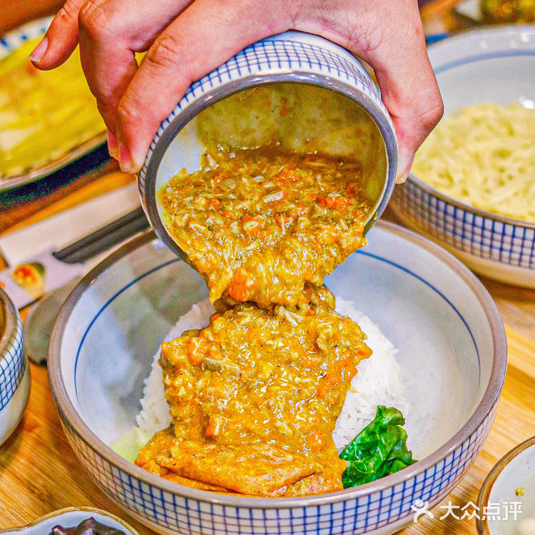 一碗来自苏州阳澄湖的蟹黄面，好吃到哭！