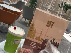 -奈雪的茶(市百一店)