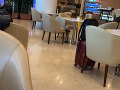 -燕山大酒店
