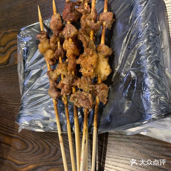 新疆玫瑰花羊肉串万(海口路店)