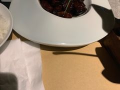 -穹六人间 people 6(岳阳路店)