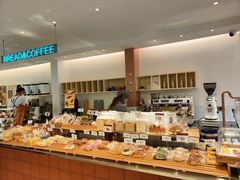 面包甜点陈列柜-C·BREAD饱仓(北苑店)