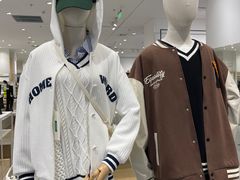 -URBAN REVIVO(西安Momopark店)