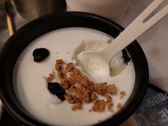 -耶里夏丽·丝路国际新疆菜·清真食品(徐汇南丹东路臻选店)