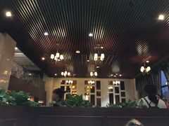 -戈尔登酒店·满堂彩咖啡厅