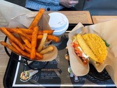 -Taco Bell 塔可贝尔(东方明珠店)