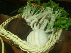 -黑鸡小馆(金源店)