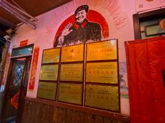 -旺角小渔村·海肠捞饭开创者(环山路店)