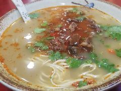-金杨拉面王小吃面馆·牛三宝面·红烧牛肉粉