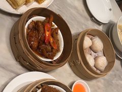 -香港百合居(LCM置汇旭辉广场店)