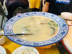 芜茜豆腐鱼汤-鸽王世家(东华东路店)