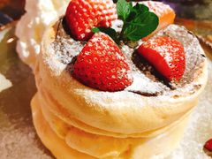 草莓巧克力苏芙里-MIKAKU(万达广场上海宝山店)