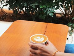 -Line 咖啡(石厦花园店)