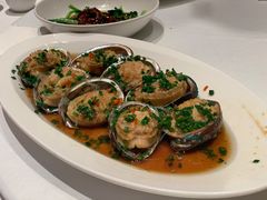 蒜茸豆豉6头小鲍鱼-玫瑰厅上海菜(兴国路店)